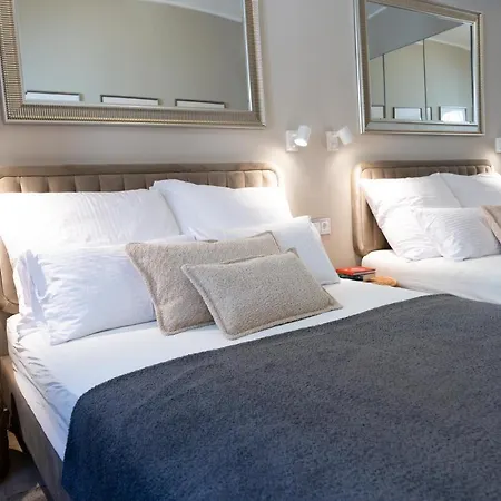 Apartment Center