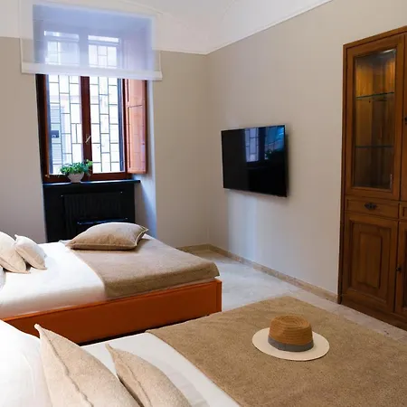 Apartment Center *